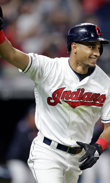 Mercado delivers RBI single in 10th, Indians beat Reds 2-1